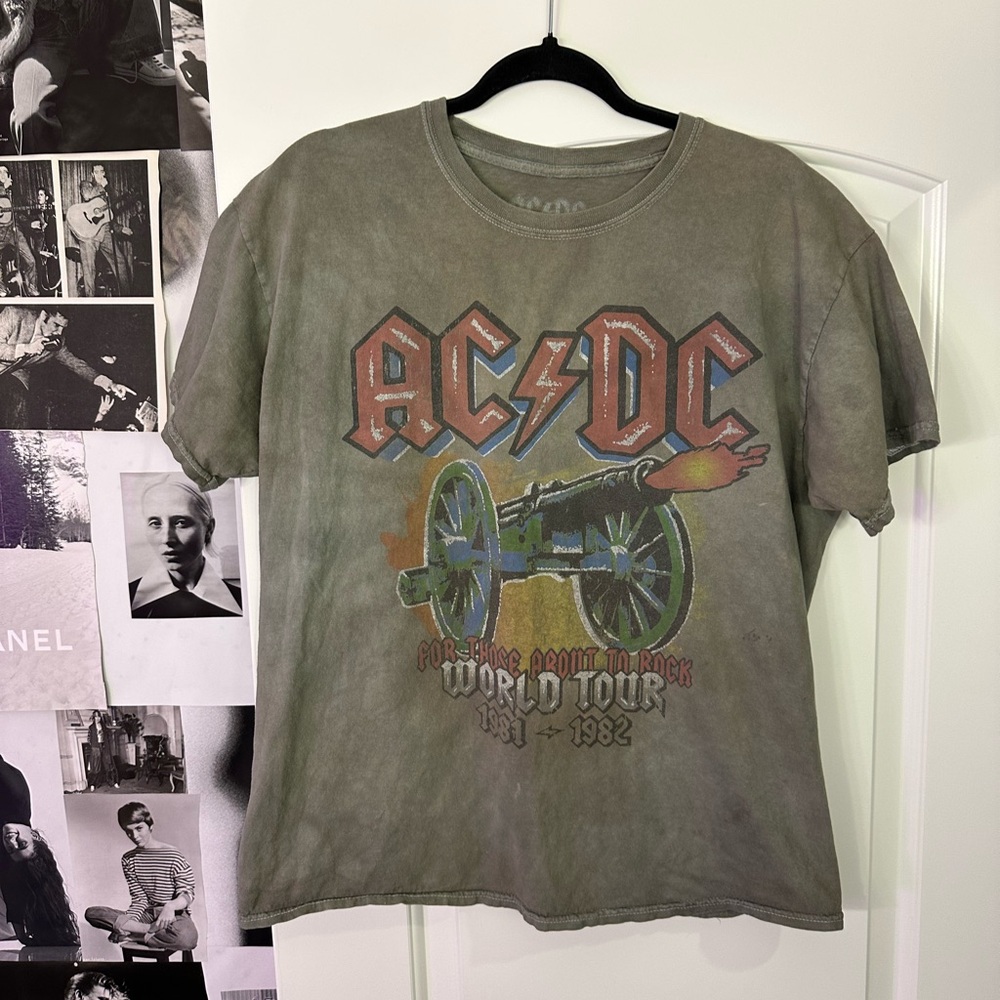 SIZE M/L - Vintage Style Acid Washed AC/DC Band Tee
